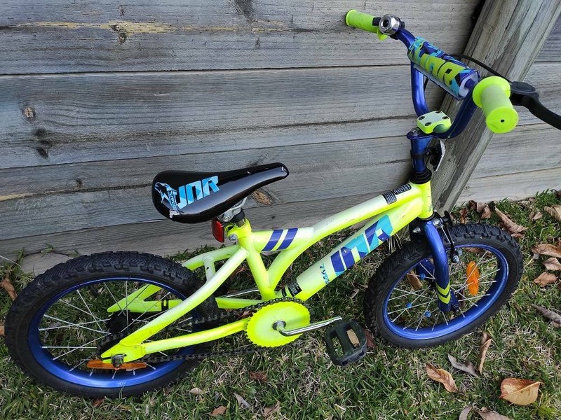 boys 40cm bike